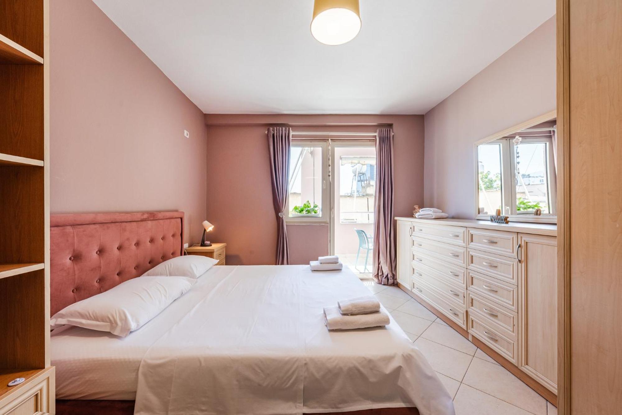 Sisi'S Apartments-Tirana City Center Экстерьер фото